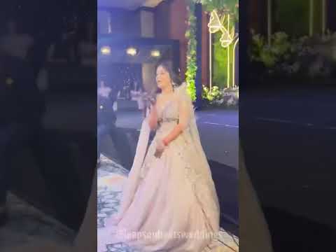 Viral Bride surprise