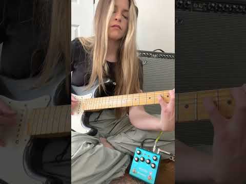Strymon blueSky Reverberator Pedal V2 | Sweetwater Strymon blueSky Reverberator Pedal V2 | Sweetwater