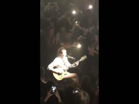 Kadebostany - Walking With a Ghost - Live in Athens - Monumental Tour