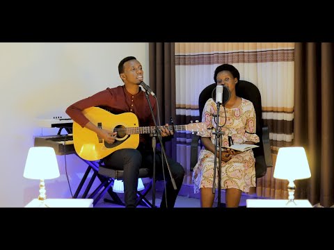 MORNING WORSHIP WITH PAPI CLEVER & DORCAS : EP35 _Wasize ubwiza _Mwami wakomeretse