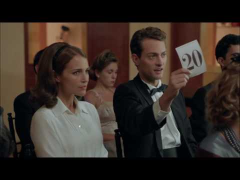 Velvet T2 C5   Alberto y Carlos pujan por el vestido rojo que enamora a Ana