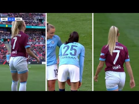 Thong show Manchester City (W) vs West Ham (W) Women's FA Cup Final  Alisha Lehmann