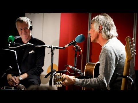 Paul Weller plays The Jam's Town Called Malice
