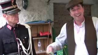 Orgue de Barbarie Kiki et Vonvon / Maurice Chevalier -- Ça s'est Passé un Dimanche