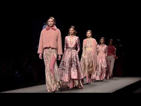 Menchen Tomás, desfile Otoño Invierno 2017/18 MBFWM - Modalia.es