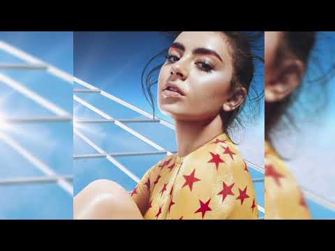 Hey Boy Hey Girl (ft. Will.I.am) - Charli XCX [High quality]