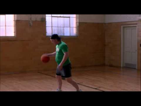 Love Liza (2002) basketball scene