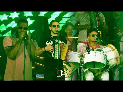 El Rubio Acordeon - El Hombre De Tu Vida En Vivo (Cantando Dalexis Tambora)