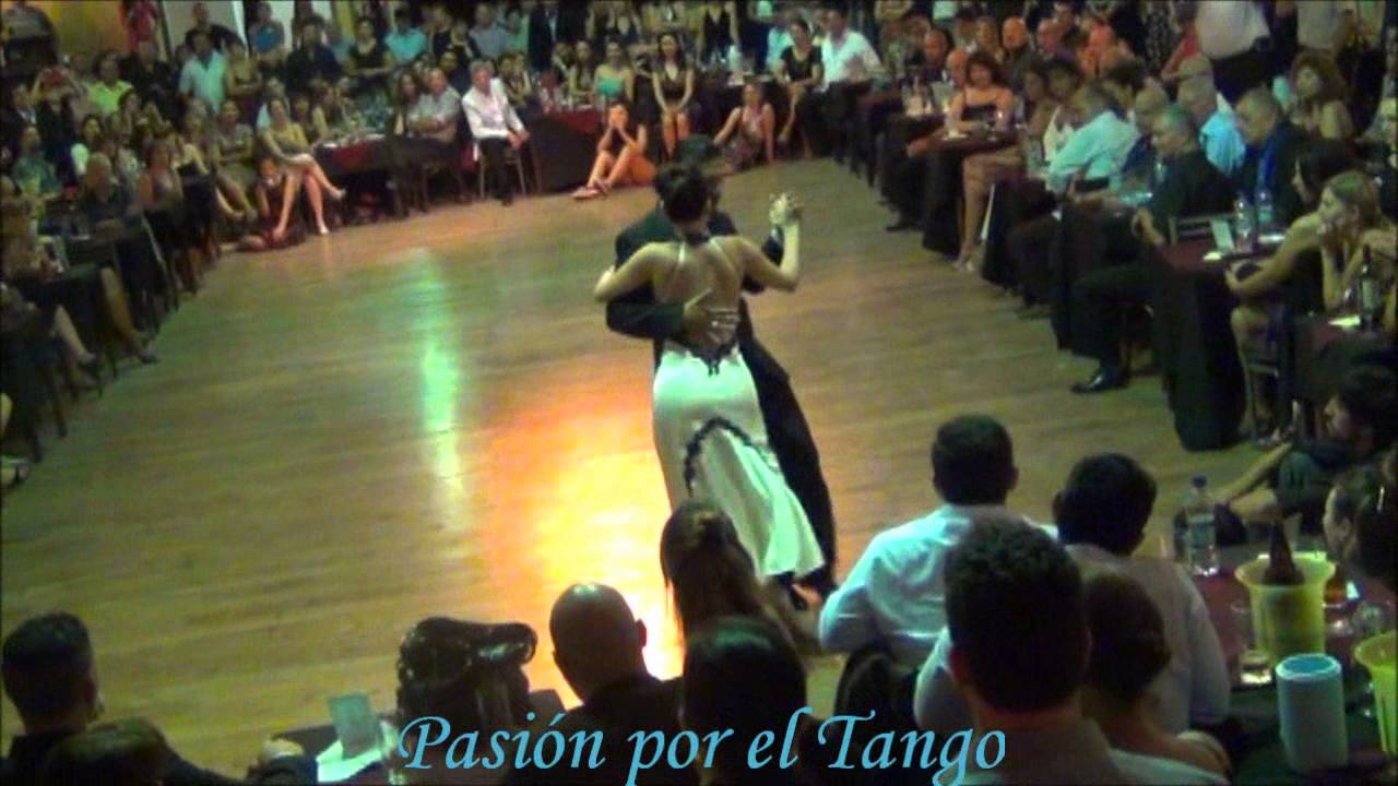 MAGDALENA VALDEZ y ROBERTO ZUCCARINO Bailando MILONGA DEL RECUERDO en YIRA YIRA