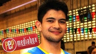 Rayver Cruz explains daring move during  the Cosmo Bash 2013: "Nilubos ko na, kasi minsan lan 'yun."