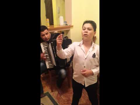 Roberto la rece De ce ma bati vantule 2014