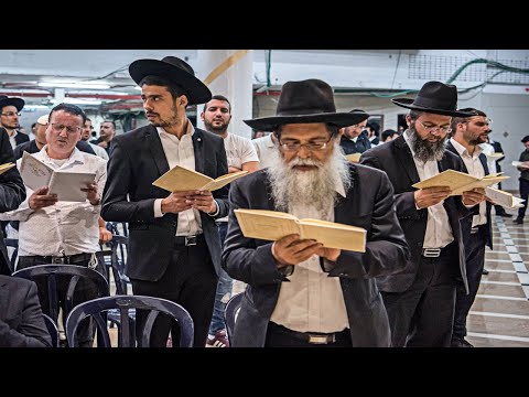 HEBRENJTË DHE HISTORIA E TYRE SHEKULLORE