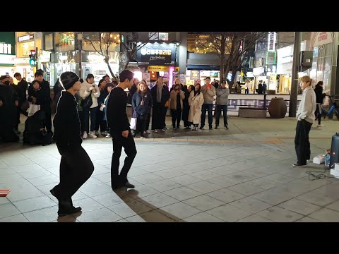 [STREET ARTIST] ONE OF. INTERACTIVE SINCHON BUSKING. 240306.