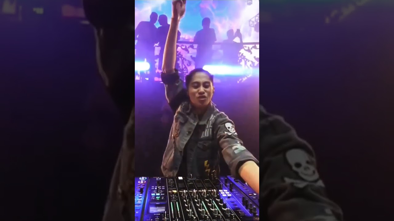 == ANGEL LOVE ~ Giovani Surya Saputra,.Nyawanya Lagu Ini Tetap di DJ -  Panda } = #djremix #djpanda