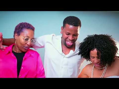 Music video by Zinha feat Victor -  Nós Casamento - Video Official 4k - Funana  © 2025