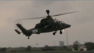 preview picture of video 'Bundeswehr - Eurocopter Tiger Flight Display - ILA 2010 Berlin'