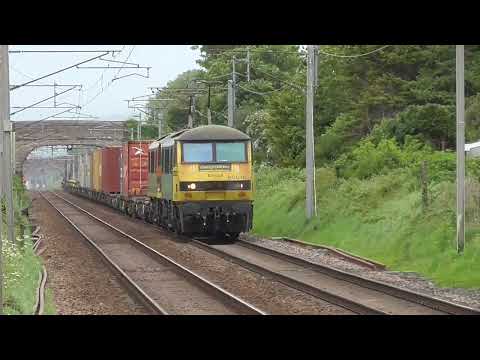 90016/90044 4M83 Coatbridge - Crewe extra liner, Sat. 21st May 2022