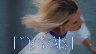 Music video thumbnail preview for Crvena jabuka - Mozart (Visual) by Crvena jabuka
