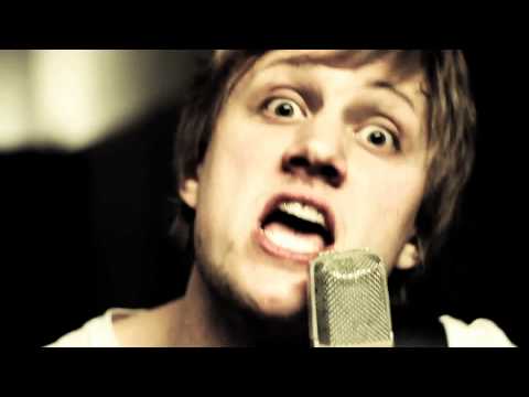 SCHMUTZKI // EGAL // HD