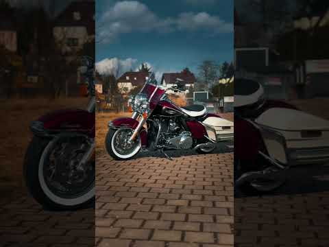 Die Highway King Hi Fi Magenta ein absolutes Beast auf der Straße