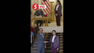 Download lagu Anwar embarks on official visit to Thailand mp3 Download lagu Anwar embarks on official visit to Thailand mp3