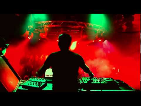 DJ DUX-Club Mix BASS BOOSTED!