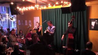Hot Club of Cowtown - &quot;Bésame Mucho&quot; - Rosendale Cafe 7.8.11