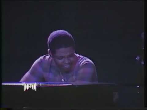 Just the Two of Us - Grover Washington with Grady Tate & James Lloyd (Pieces Of A Dream), Tokyo 1983