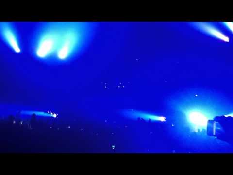 Resolution 12 Montreal - Avicii - Levels