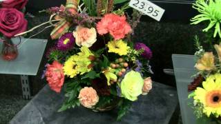 preview picture of video 'Main Line Florist | Market Fresh Flowers | Wayne PA 19087 | Flowers & Bouquets'