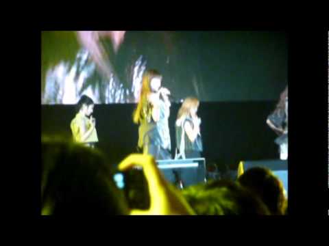 f(x)_NU ABO feat. Luna (rapping)@SM Town in LA [090410]