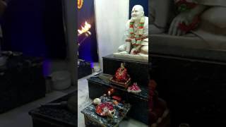 preview picture of video 'Baba Neem Karoli Ashram Aligarh live aarti Pandit  Brij Kishore Chaturvedi'