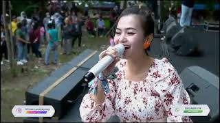 Download lagu Cinta putih...Ani Anjani Familys group.... mp3