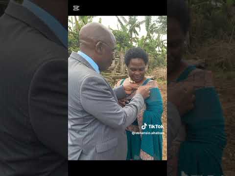 Baija Mbabo Nenyangi composed by Benedicto K. Mubangizi and sung by St Venantius Choir