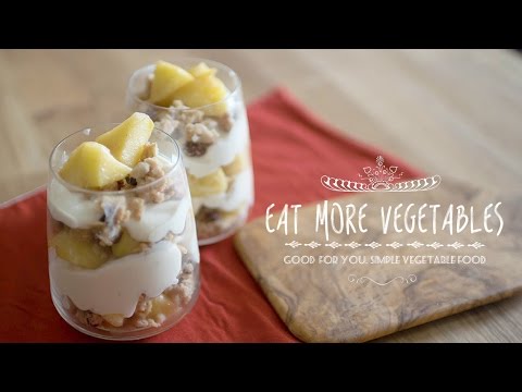 りんごとグラノーラが美味しい、グラスで簡単に作れるスイーツ!アップルトライフル:How to make apple trifle | EAT MORE VEGETABLES