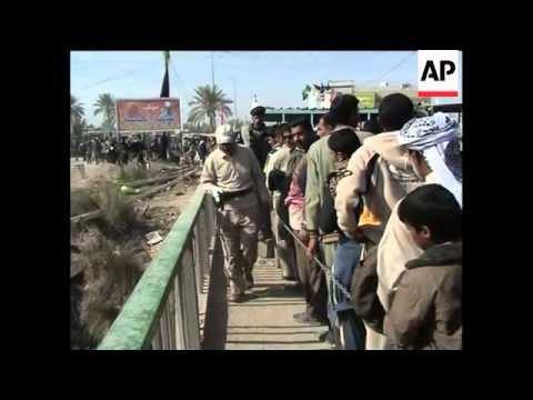 Thousands of Shiite pilgrims walk to Karbala for Arbaeen