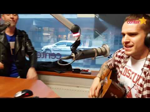 Nino Ošlak feat. Tim Kores Kori - Nekaj je na tebi (live acoustic)