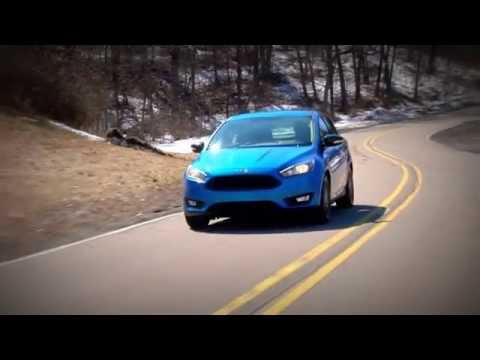 2015 Focus 4door Sedan driving scenes