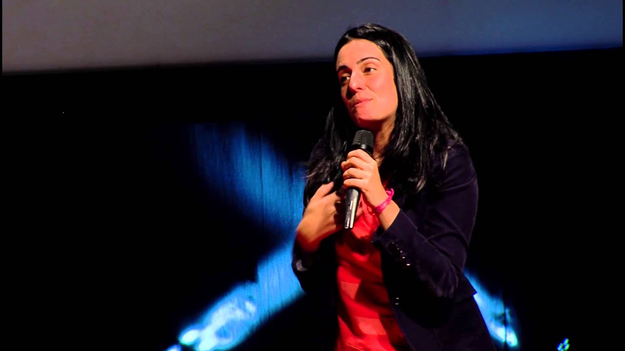 Ser diferente não é ser desigual: Mari del Mar Turato at TEDxLacador