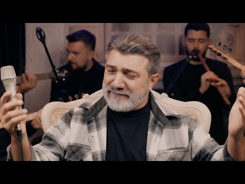 Özcan Türe - Görmüyor