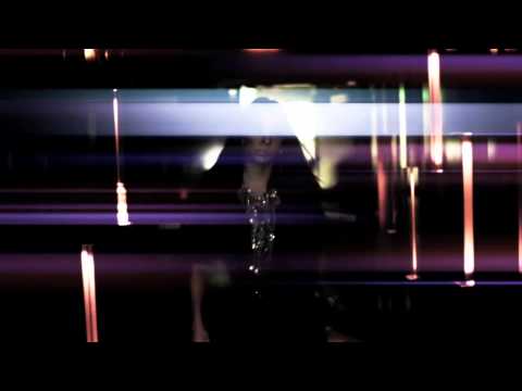 Christopher Lawrence feat. Suzie del Vecchio - A Little Rush