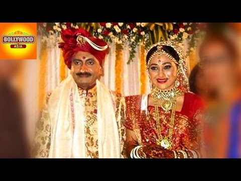 download lagu mp3 mp4 Disha Vakani Wedding Pics, download lagu Disha Vakani Wedding Pics gratis, unduh video klip Disha Vakani Wedding Pics