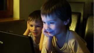 2012 Mikolaj i Mati oglądają szaleńczą jazdę Ken-a Block-a