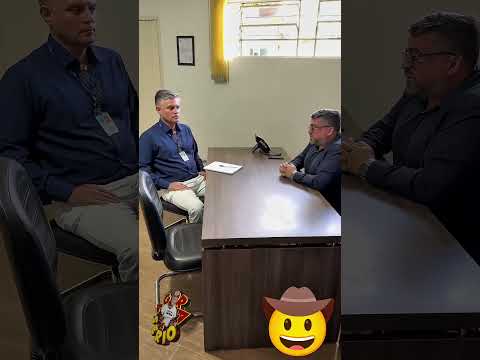 PREFEITO DE JUQUITIBA WILLIAM SOARES RECEBE REPRESENTANTE DA SABESP NO GABINETE