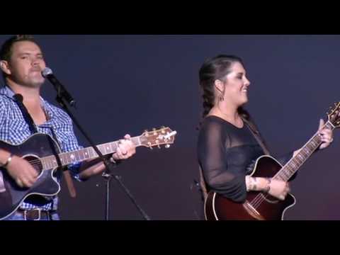 Wynand en Cheree - Make it through the night (Live @ Afriganza 2014)