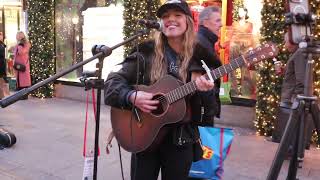 "Mistletoe" with Kyla Belle on Grafton Street (Justin Bieber) cover 