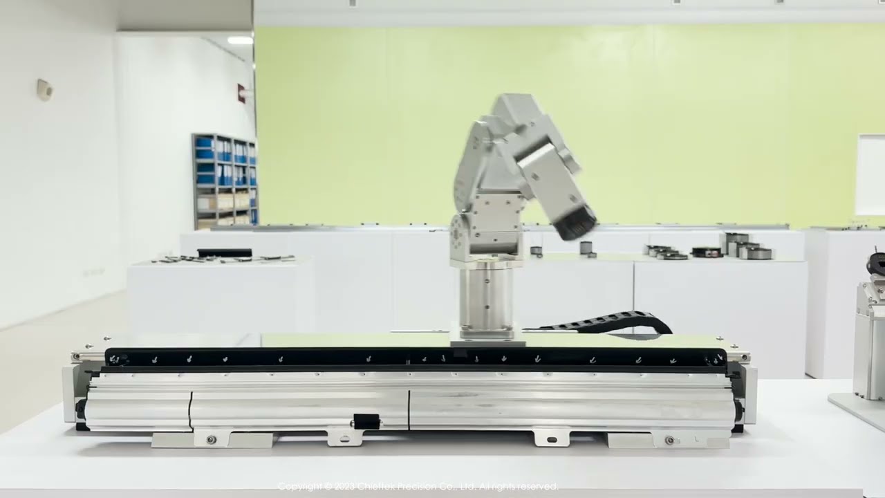 cpcRobot - Robot on 7th Axis Linear motor