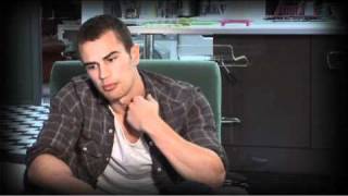 Тео Джеймс о сериале "Бедлам"