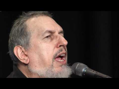 Folk Alley Sessions - David Bromberg performing "Watch Baby Fall"