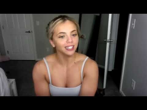 Gracie Parker Flexing Her Muscular ARMS - A Goddess In Human Form 8 | Muscle Mommy